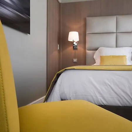 Hotel L'Edmond Hotel Parc Monceau Paris