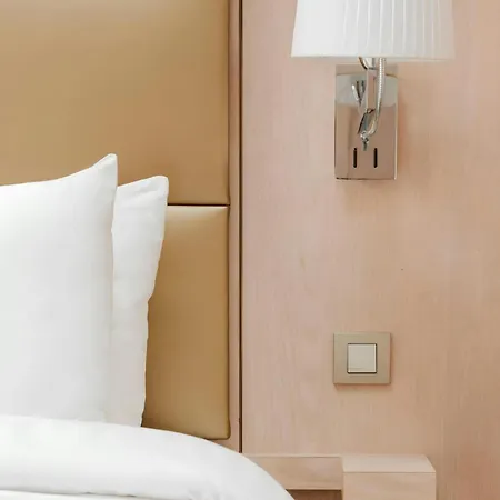 Hotel L'Edmond Hotel Parc Monceau 4*