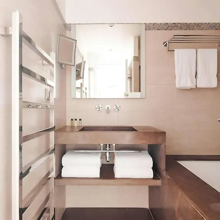 L'Edmond Hotel Parc Monceau 4* Paris
