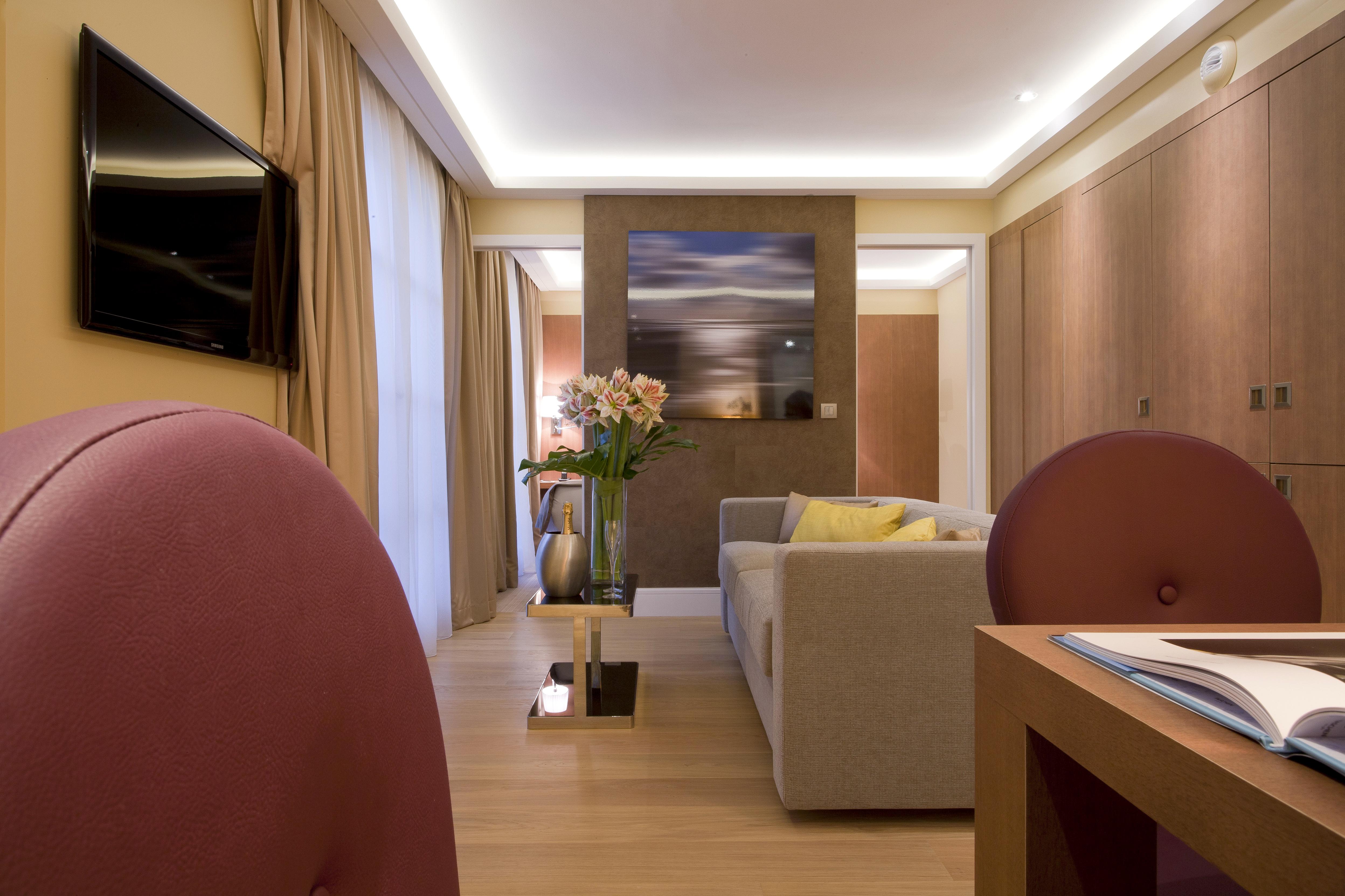 Hotel Sonder L'edmond Parc Monceau 4*