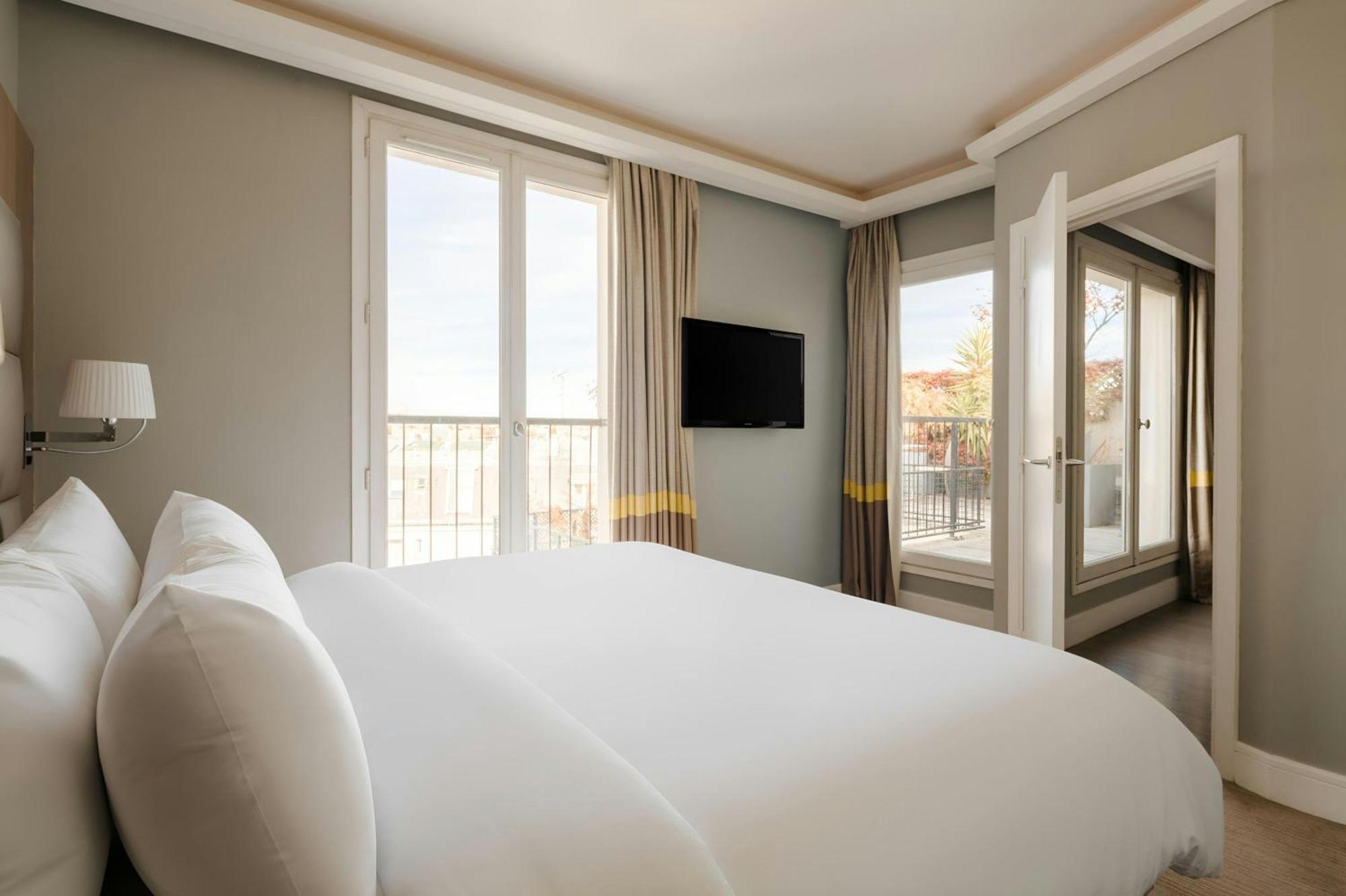 L'Edmond Hotel Parc Monceau Parigi