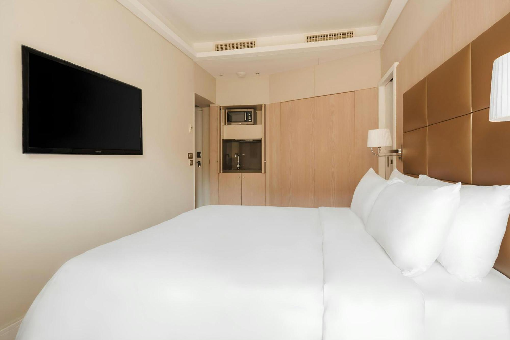 L'Edmond Hotel Parc Monceau Hotel 4*