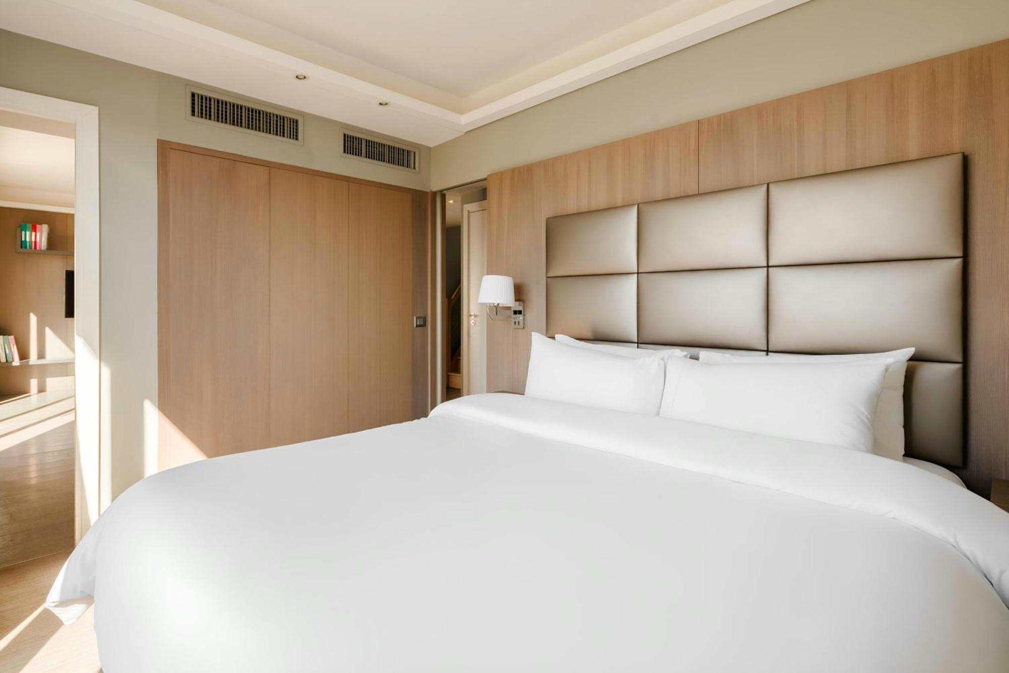 Sonder L'edmond Parc Monceau Hotel Paris