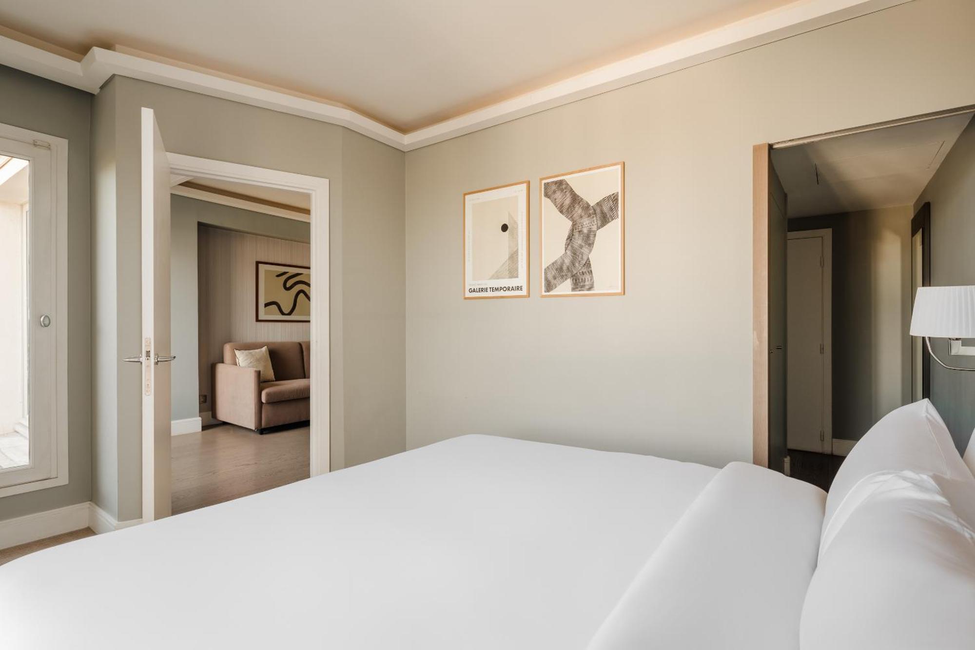 Hotel Sonder L'edmond Parc Monceau Parigi